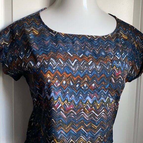 Ali & Kris top🌸 - Picture 1 of 5